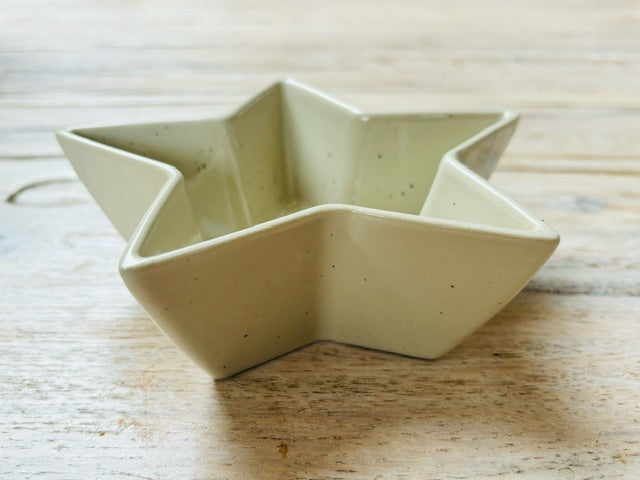 Star-shaped bowl